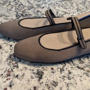 New Rothy's Portobello Mary Janes Size 9